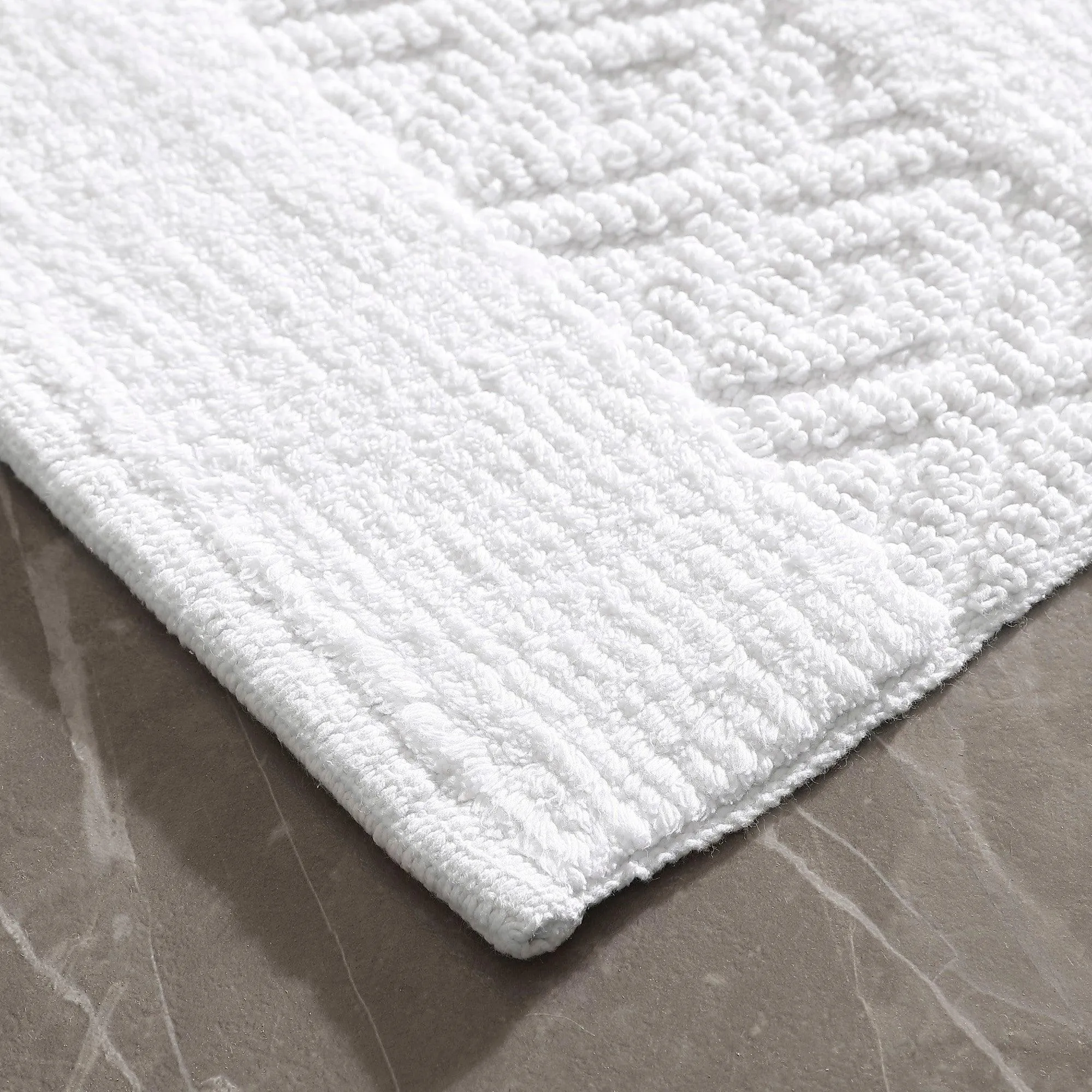 Brielle Home Thompson Handwoven 100% Cotton Bath Rug