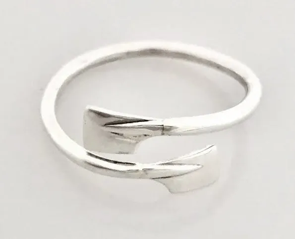 Bypass Petite Rowing Blades Adjustable Ring