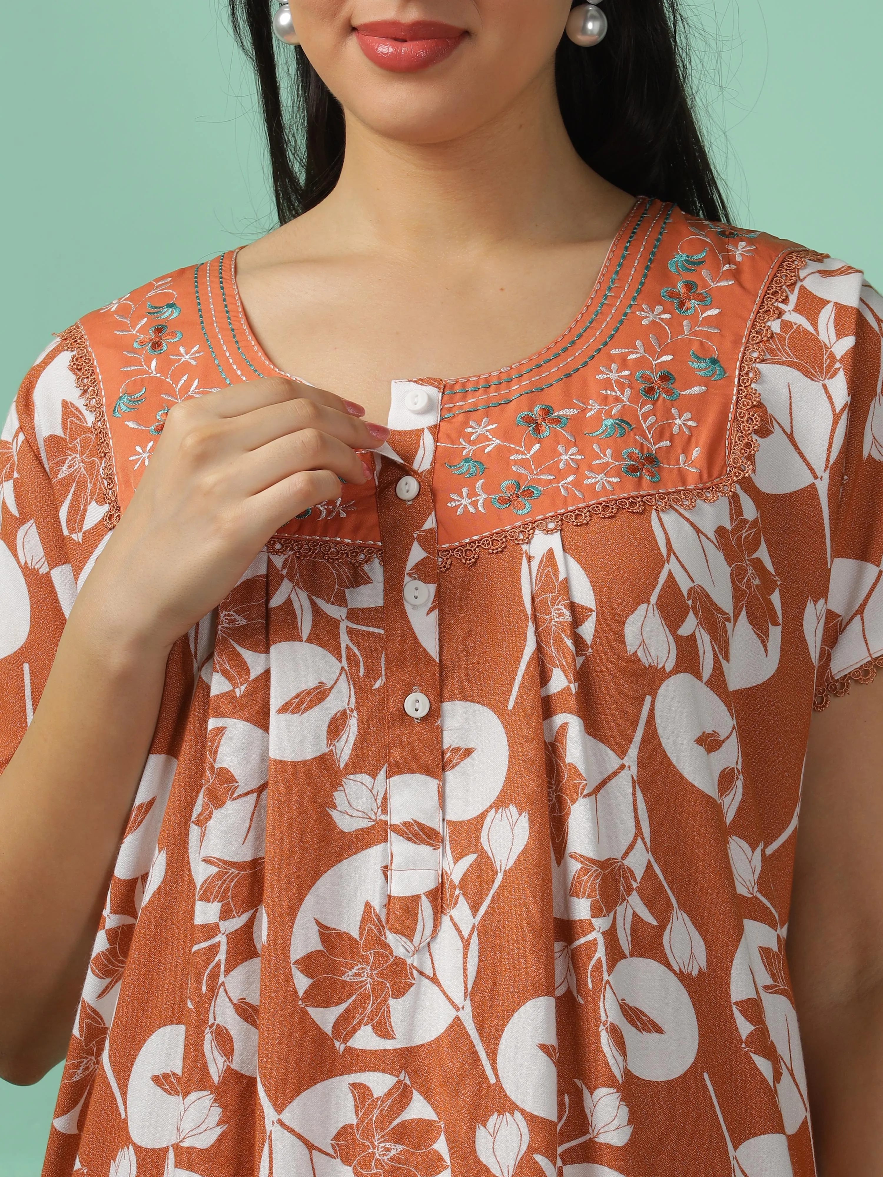 Chic Rose Sandal Maxi Nighty - Soft, Wrinkle-Free Comfort Nightwear