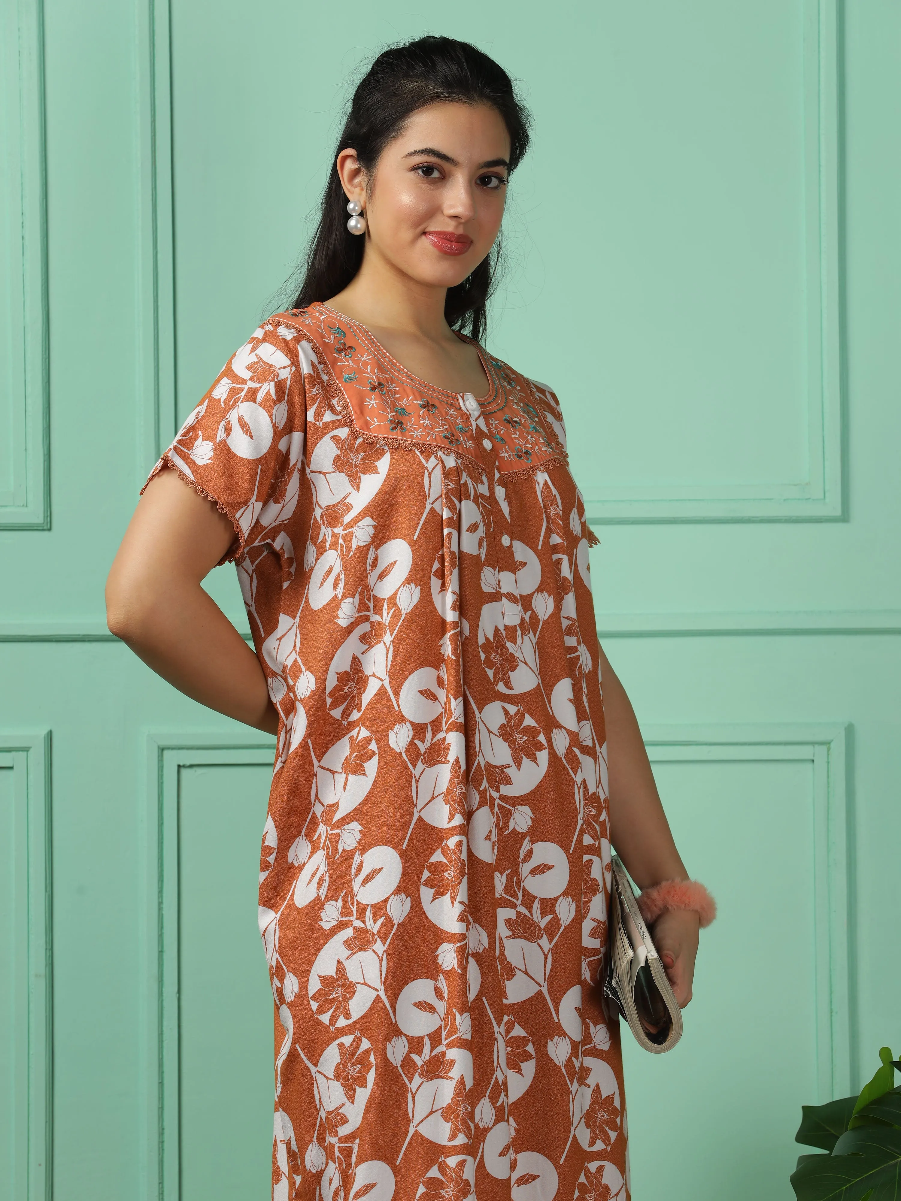 Chic Rose Sandal Maxi Nighty - Soft, Wrinkle-Free Comfort Nightwear