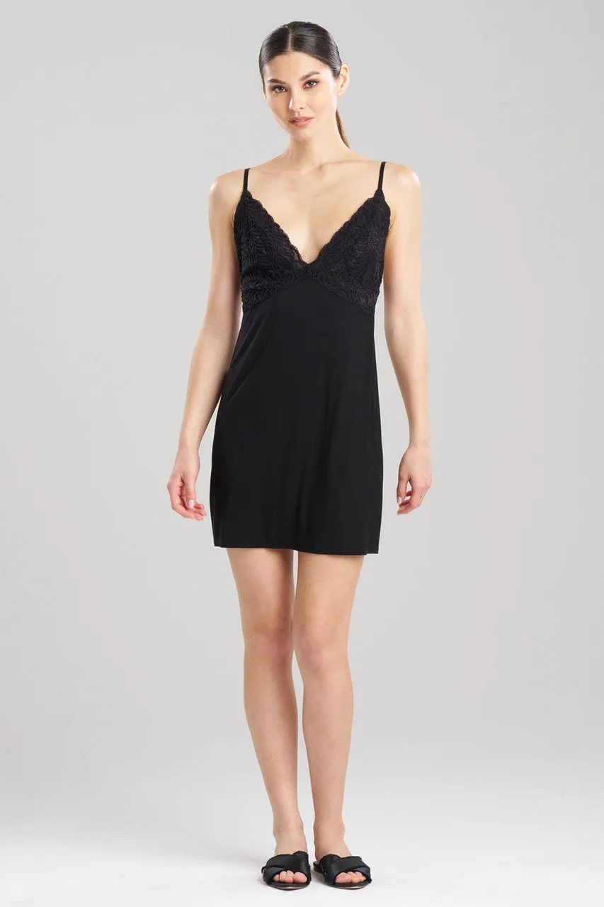 Feathers Essentials Lenzing™ Ecovero™ Viscose Lace Chemise