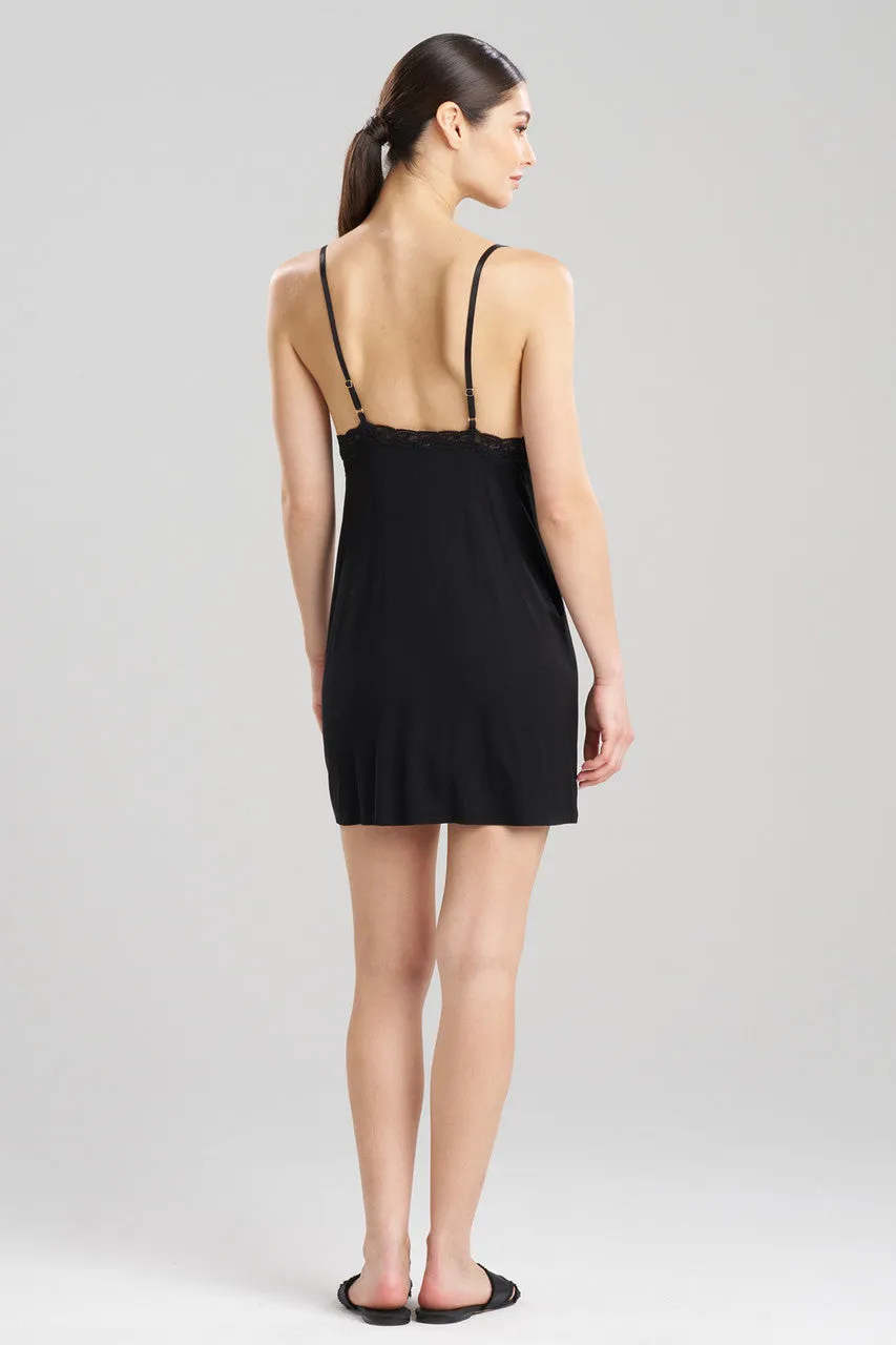 Feathers Essentials Lenzing™ Ecovero™ Viscose Lace Chemise