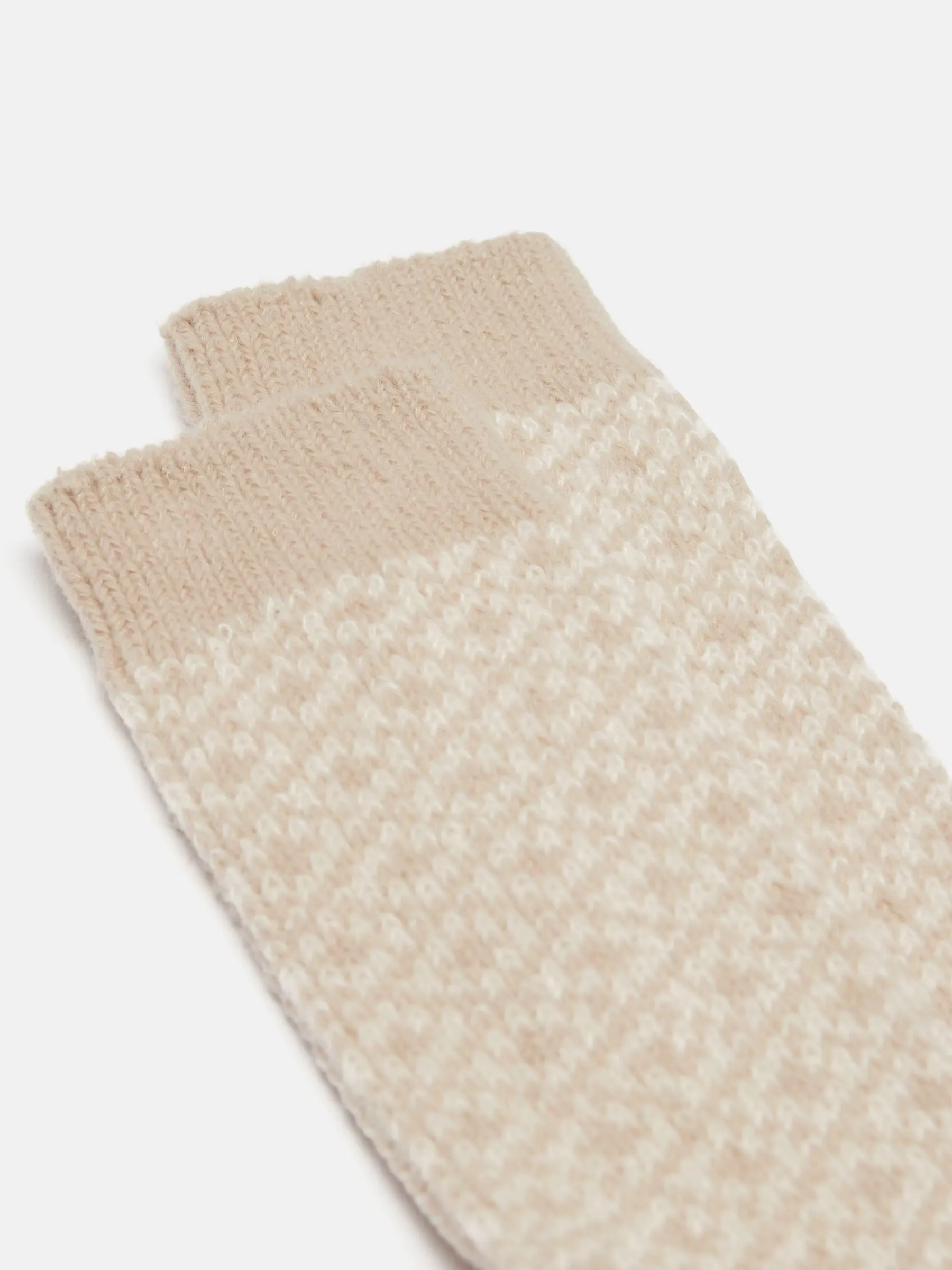 Joules Toasty Soft Geometric Socks