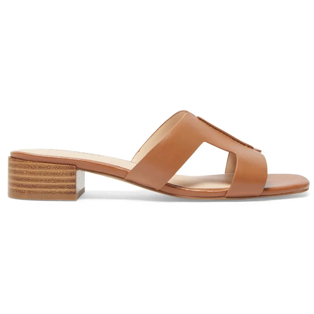 Kerry Heel in Tan Leather