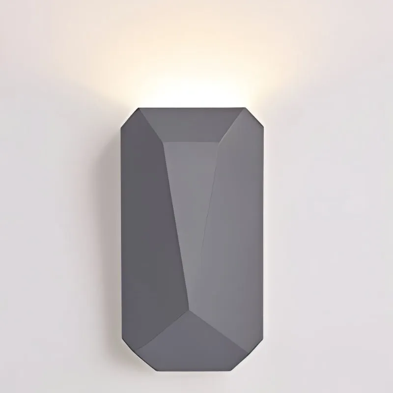 Luman Wall Lamp