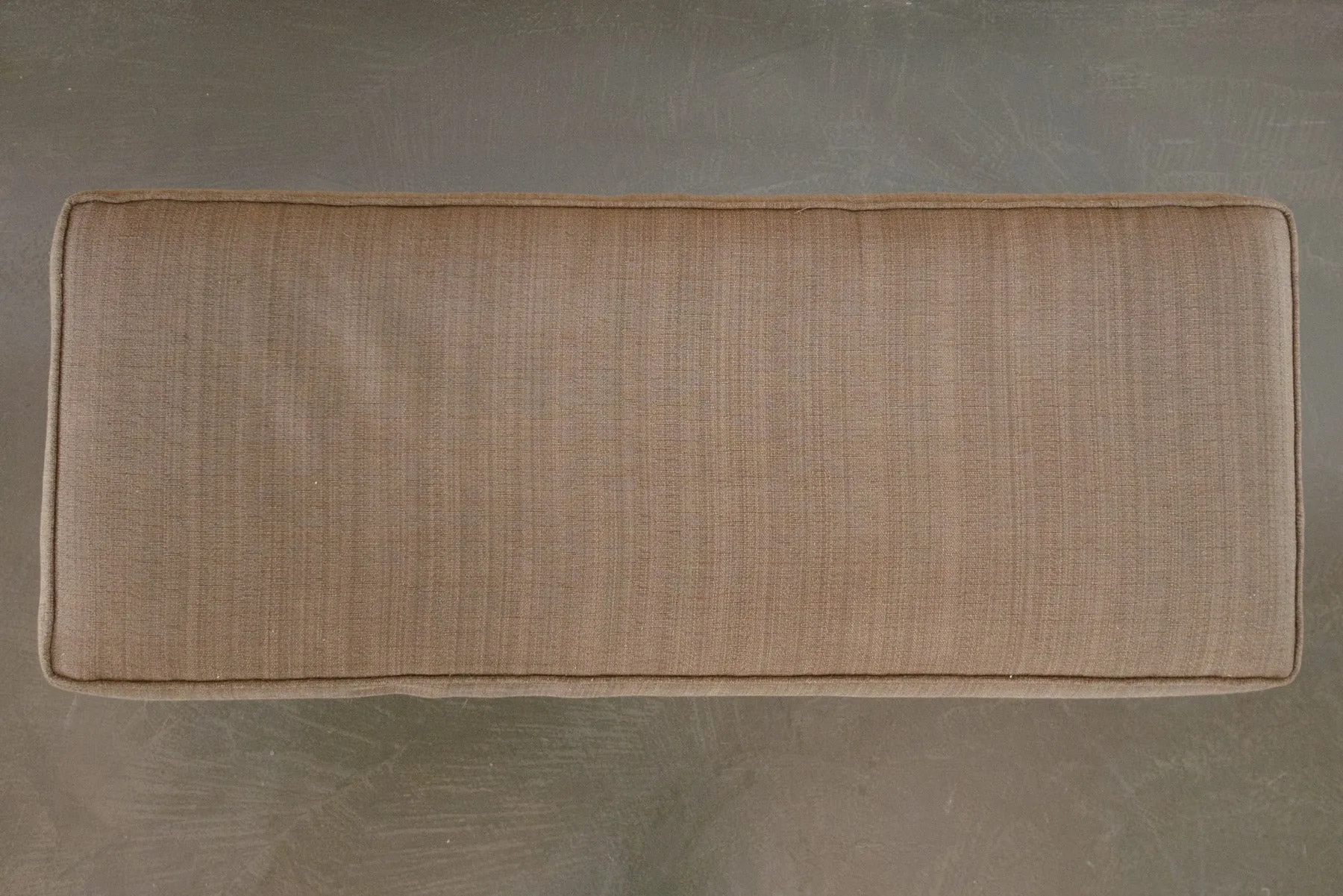 Minimalist Lunstead Bench