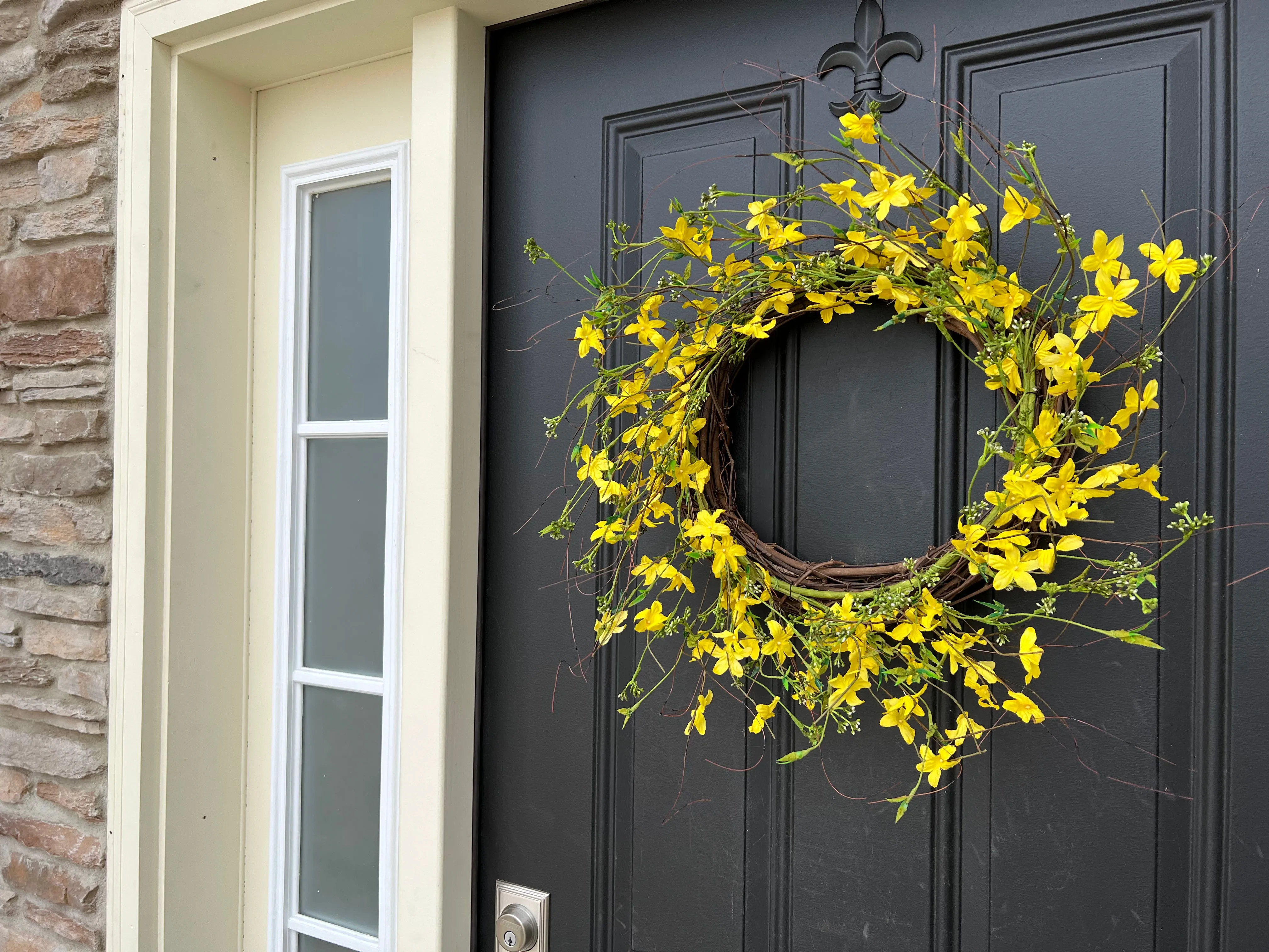 Modern Minimalist Forsythia Wreath