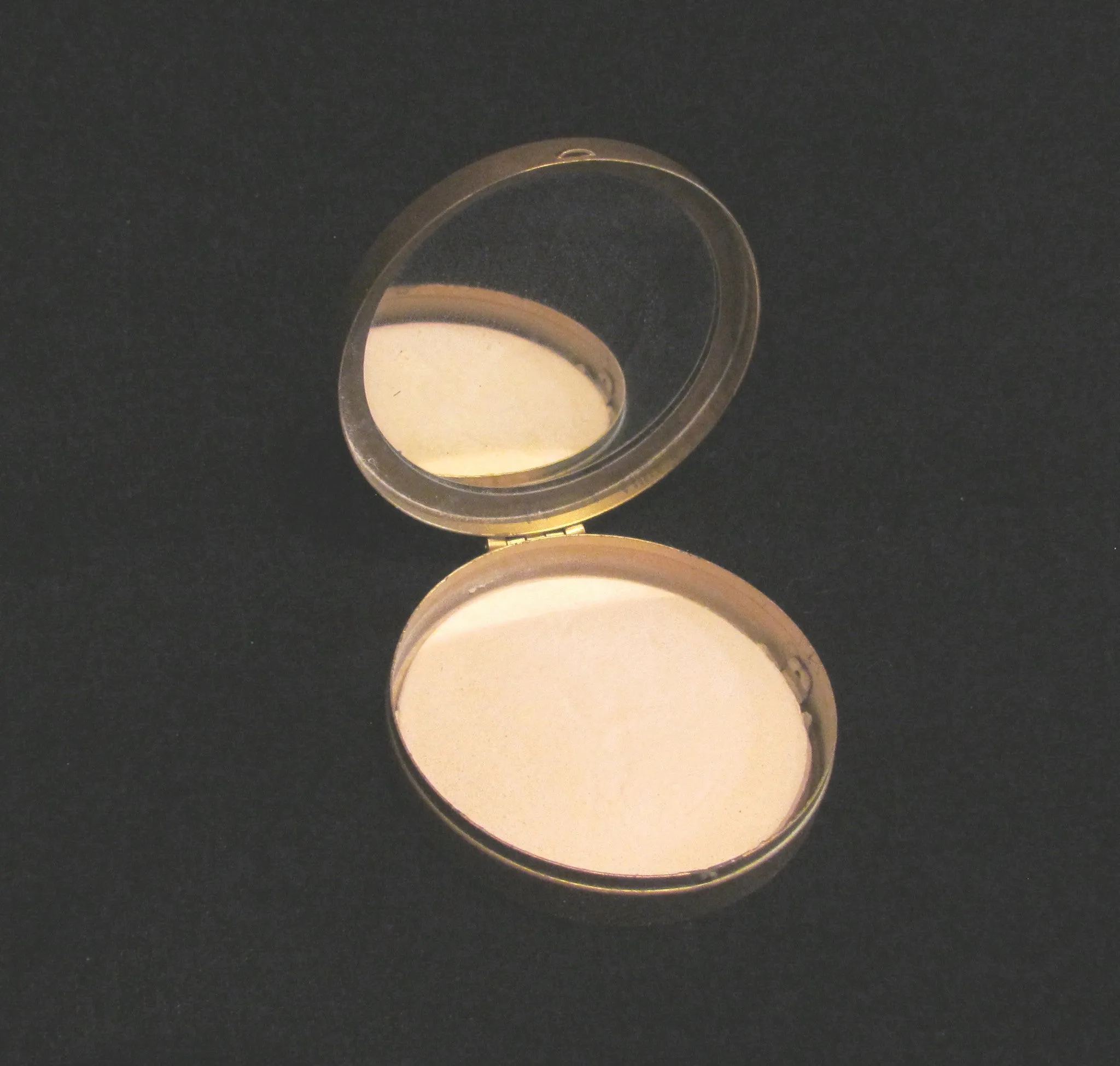 Richard Hudnut Gold Compact Three Flowers Powder And Mirror Compact 1920's Rare Piece